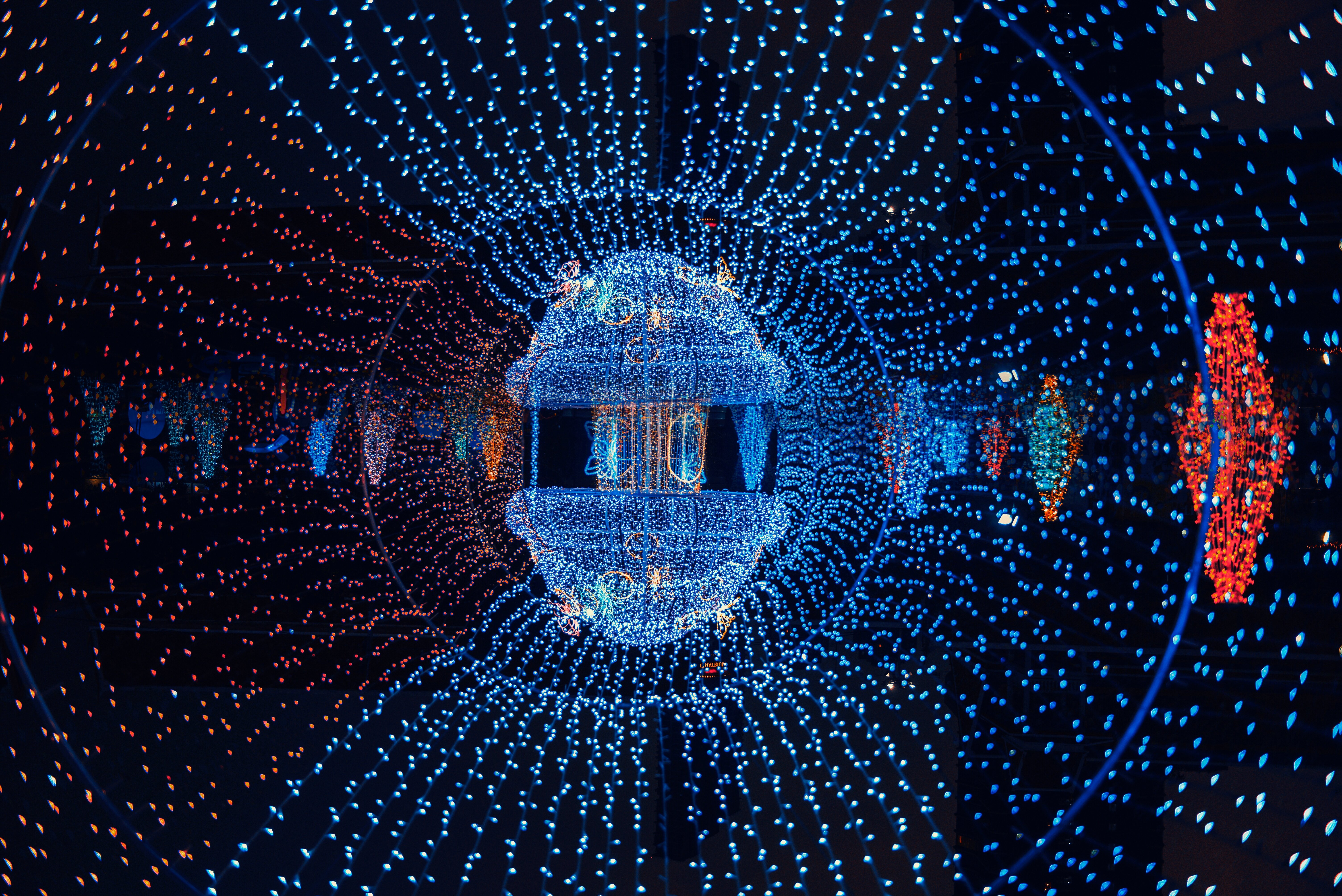 Machine Learning vs Deep Learning: A Detailed Comparison
