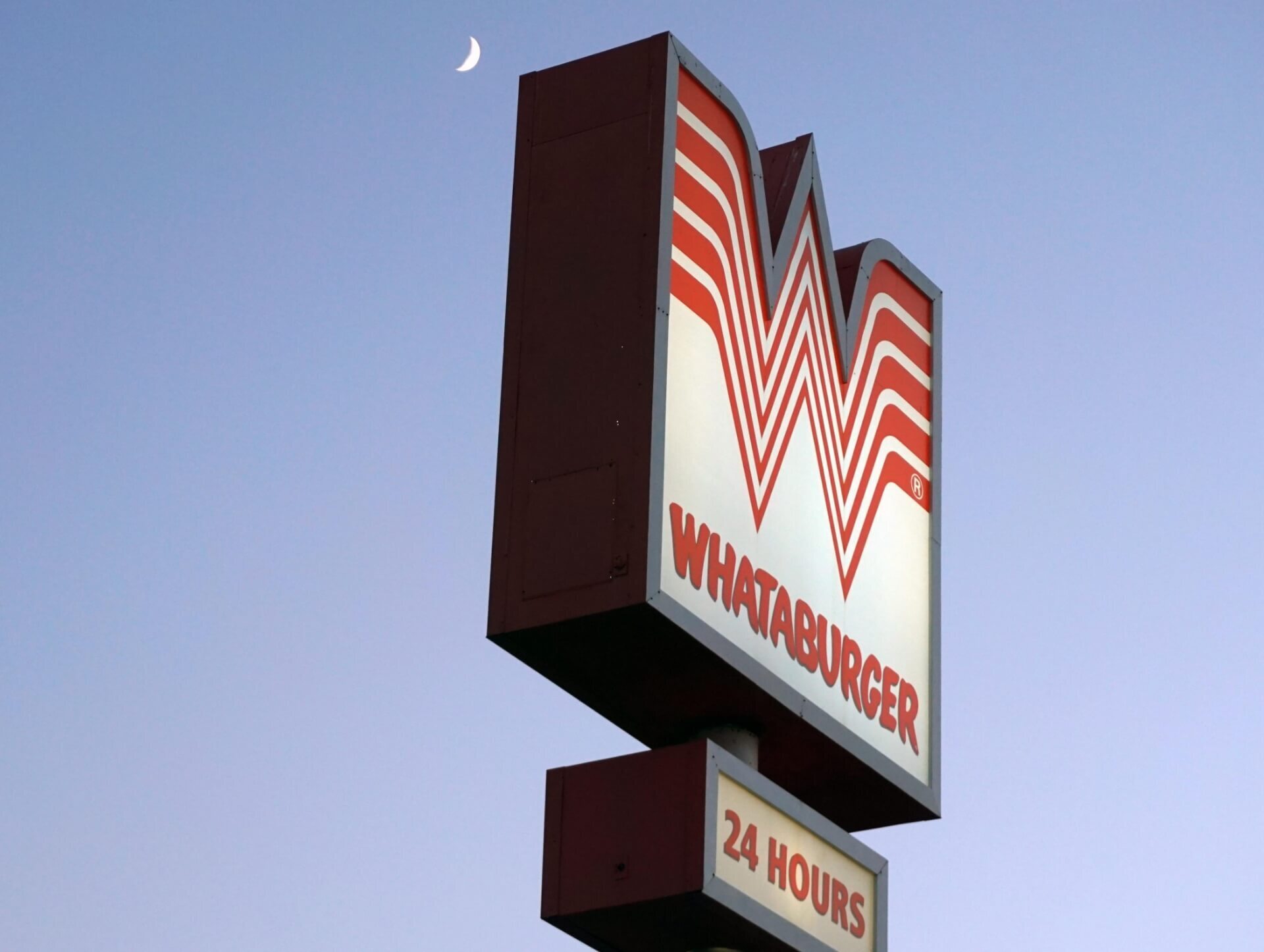 Innovative Dining: Whataburger's Digital Kitchen in Texas